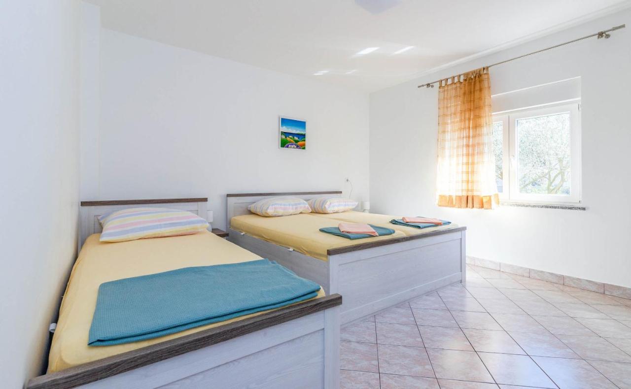 Apartment Lea Свети-Филип-и-Яков Экстерьер фото