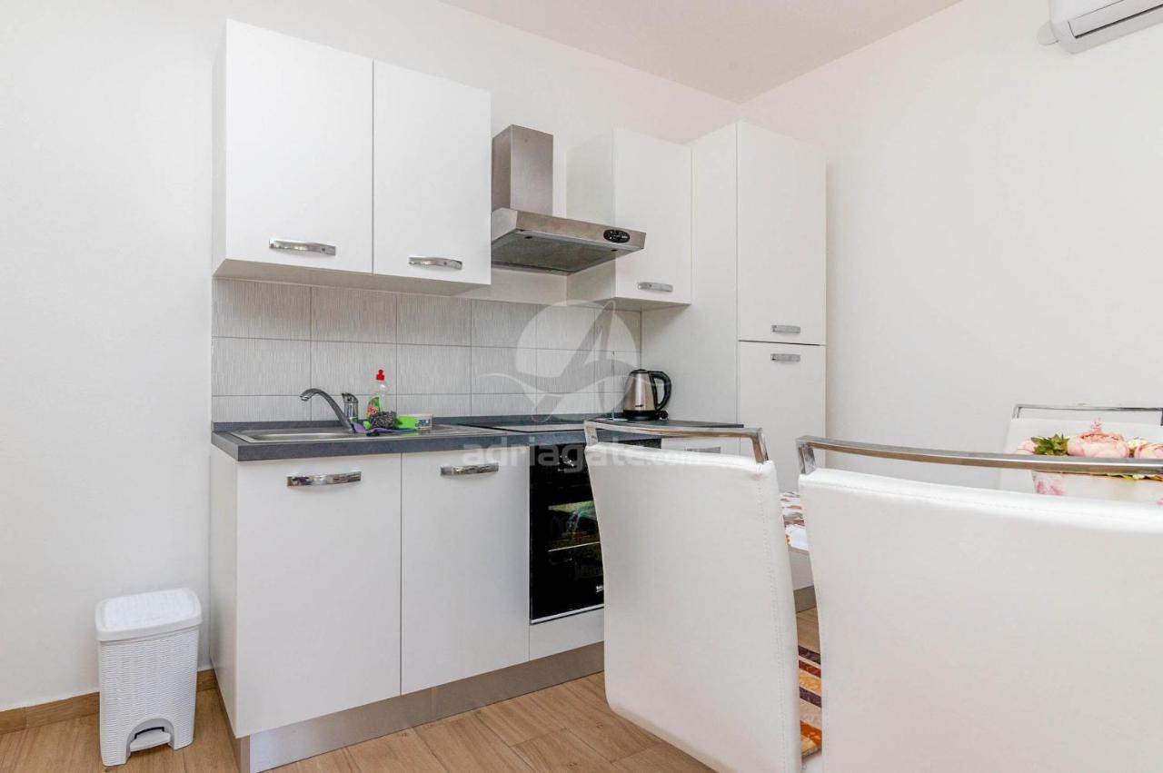 Apartment Lea Свети-Филип-и-Яков Экстерьер фото